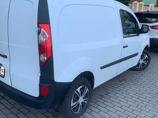 2012 Renault Kangoo II, белый, 500000 рублей, вид 3