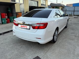 2013 Toyota Camry VII (XV50), белый, 1390000 рублей, вид 5