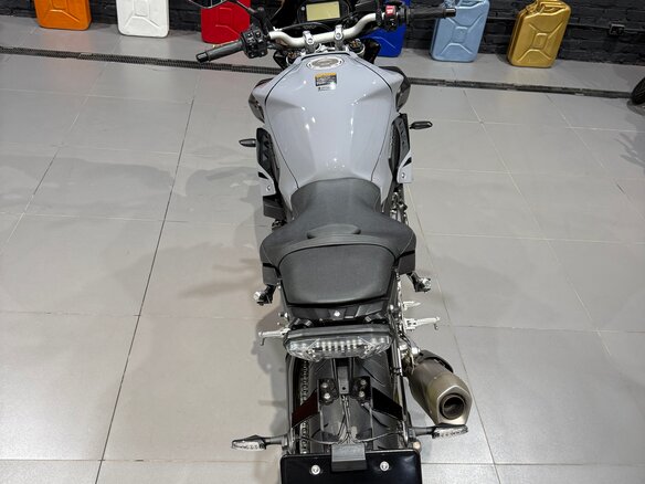 2017 Yamaha MT-10, серый, 995000 рублей - вид 16