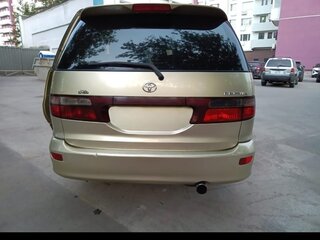 2002 Toyota Previa II (XR30, XR40), золотистый, 690000 рублей, вид 5