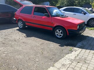1986 Volkswagen Golf II, красный, 170000 рублей, вид 3