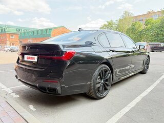 2019 BMW 7 серии Long M760Li xDrive VI (G11/G12) Рестайлинг, чёрный, 7000000 рублей, вид 3