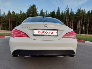 2015 Mercedes-Benz CLA 200 I (C117, X117), белый, 1900000 рублей, вид 3