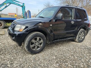2004 Mitsubishi Pajero III Рестайлинг, чёрный, 1100000 рублей, вид 3
