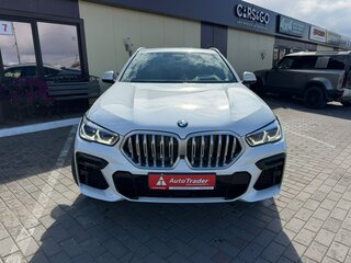2022 BMW X6 40i III (G06), белый, 9200000 рублей, вид 2