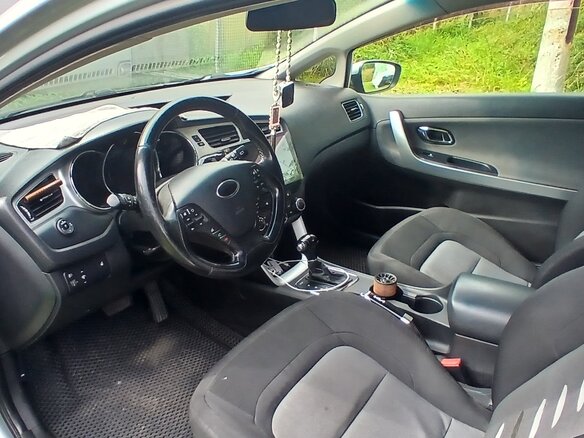 2013 Kia Ceed II, серебристый, 900000 рублей - вид 9