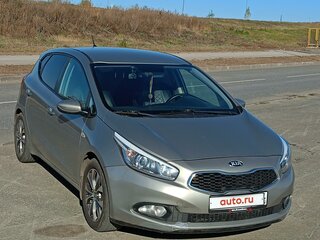 2014 Kia Ceed II, серебристый, 1200000 рублей, вид 4