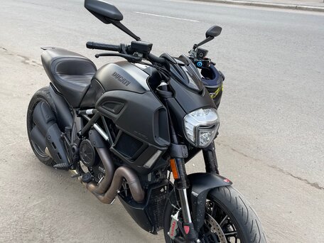 2015 Ducati Diavel, чёрный, 1400000 рублей, вид 1
