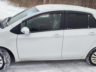 2010 Toyota Vitz II (XP90), белый, 730000 рублей, вид 4