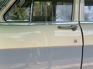 1965 ГАЗ 21 «Волга» 21Р, бежевый, 1100000 рублей, вид 4