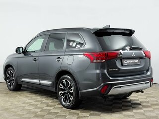 2021 Mitsubishi Outlander III Рестайлинг 3, серый, 2300000 рублей, вид 2