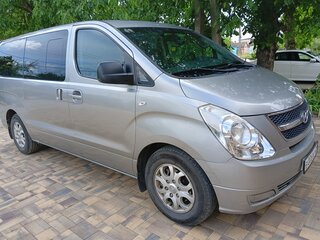 2011 Hyundai Grand Starex I, серый, 1500000 рублей, вид 2
