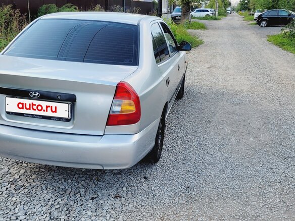 2005 Hyundai Accent ТагАЗ II, серебристый, 273000 рублей - вид 8