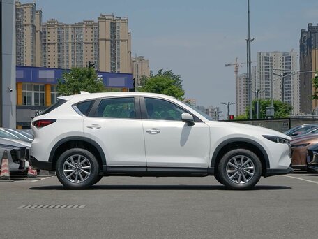 2026 Mazda CX-5 II Рестайлинг, белый, 2840000 рублей, вид 4