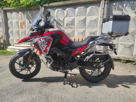 2021 Honda CB 190X (Wuyang), красный, 365000 рублей, вид 4