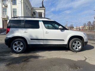 2013 Skoda Yeti I, белый, 1000000 рублей, вид 4