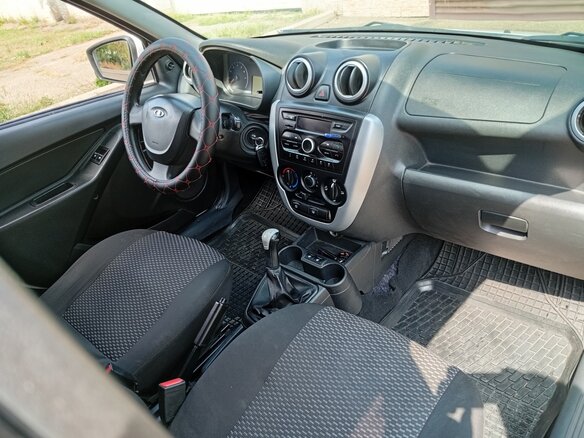 2017 Lada (ВАЗ) Granta I, белый, 525000 рублей - вид 9