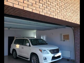2011 Lexus LX 570 III, белый, 4700000 рублей, вид 2