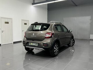 2021 Renault Sandero Stepway II Рестайлинг, коричневый, 1145000 рублей, вид 2
