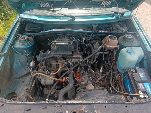 1991 Volkswagen Jetta II, зелёный, 85000 рублей - вид 10