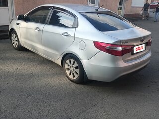 2012 Kia Rio 4-speed III, серебристый, 520000 рублей, вид 5