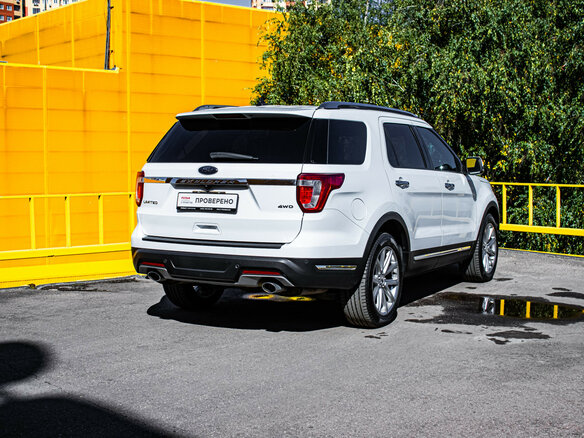 2018 Ford Explorer V Рестайлинг 2, белый - вид 3