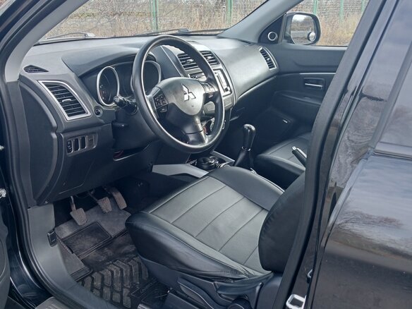 2013 Mitsubishi ASX I Рестайлинг, чёрный, 1250000 рублей - вид 9
