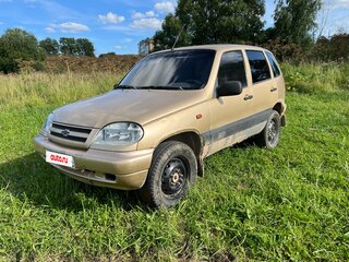 2004 Chevrolet Niva I, бежевый, 100000 рублей, вид 1