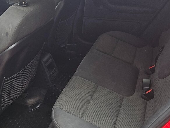 2011 Audi A3 II (8P) Рестайлинг 2, красный, 750000 рублей - вид 7