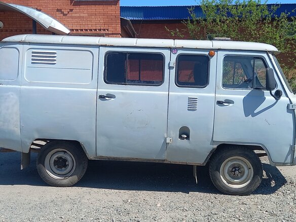 1995 УАЗ 3962, белый, 220000 рублей - вид 3