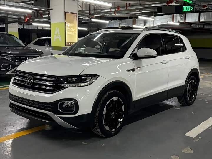 Открыть фотографии: Volkswagen T-Cross I