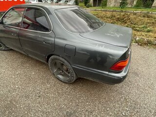 1994 Toyota Vista III (V30), чёрный, 190000 рублей, вид 3