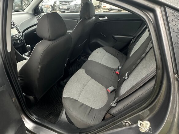 2012 Hyundai Solaris I, серый, 660000 рублей - вид 14