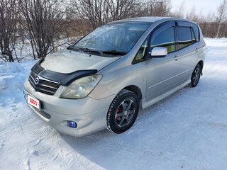 2002 Toyota Corolla Spacio II, серебристый, 630000 рублей, вид 1