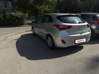 2014 Hyundai i30 II, серый, 810000 рублей, вид 4