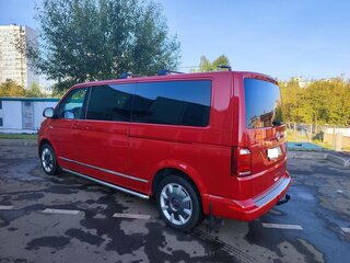 2015 Volkswagen Multivan T5 Рестайлинг, красный, 4600000 рублей, вид 4
