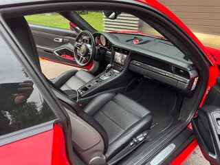 2015 Porsche 911 Carrera S VII (991) Рестайлинг, красный, 8500000 рублей, вид 4
