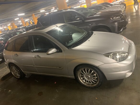 2003 Ford Focus I (North America), серебристый, 490000 рублей - вид 1