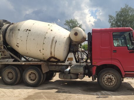 2008 Sinotruk Howo Миксер, красный, 2350000 рублей, вид 3