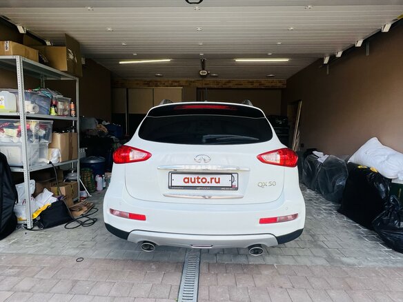 2016 Infiniti QX50 I Рестайлинг, белый, 2200000 рублей - вид 8