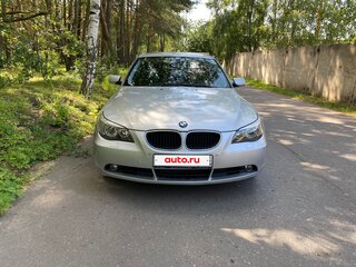 2004 BMW 5 серии 525i V (E60/E61), серебристый, 1250000 рублей, вид 2