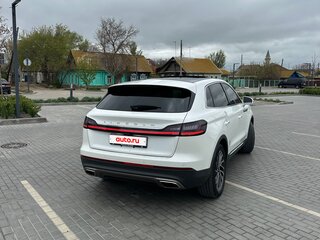 2020 Lincoln Nautilus I, белый, 3025000 рублей, вид 3