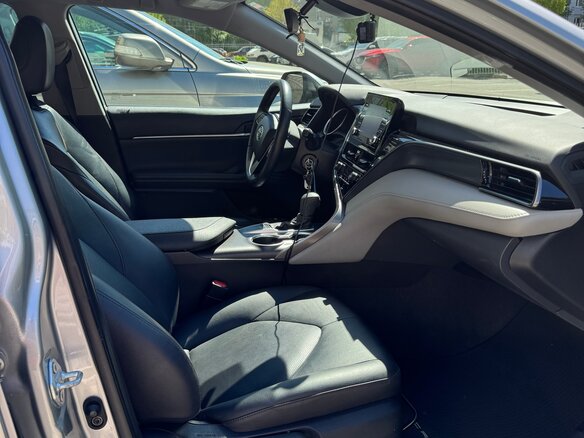 2022 Toyota Camry US Market VIII (XV70) Рестайлинг, серый, 2690000 рублей - вид 7