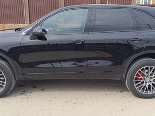2011 Porsche Cayenne Diesel II (958), чёрный, 2499000 рублей, вид 4