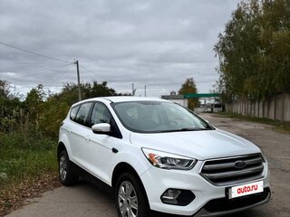 2016 Ford Kuga II Рестайлинг, белый, 1450000 рублей, вид 2