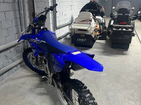 2021 Yamaha YZ125, синий, 780000 рублей, вид 3
