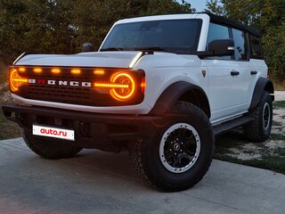 2021 Ford Bronco VI, белый, 5000000 рублей, вид 2