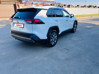 2020 Toyota RAV4 V (XA50), белый, 2070000 рублей, вид 4