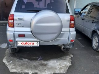 2004 Toyota RAV4 II (XA20) Рестайлинг, серебристый, 1200000 рублей, вид 3