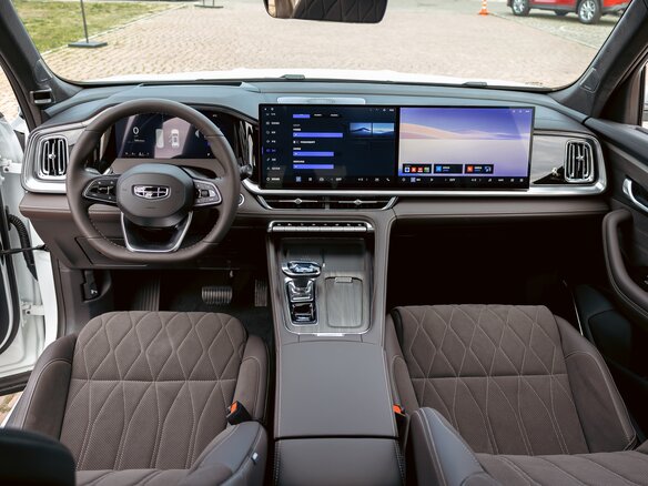 2026 Geely Monjaro (Xingyue L) I Рестайлинг 2 (China Market), белый, 4395000 рублей - вид 19